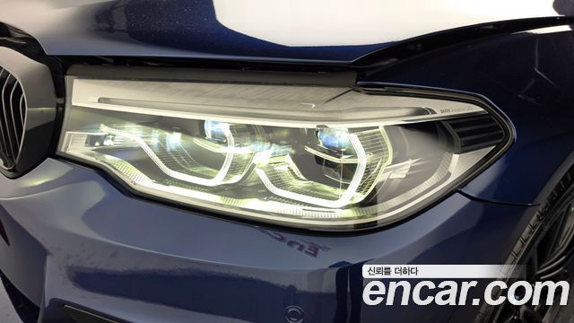 BMW 5-Series 530e M Sport