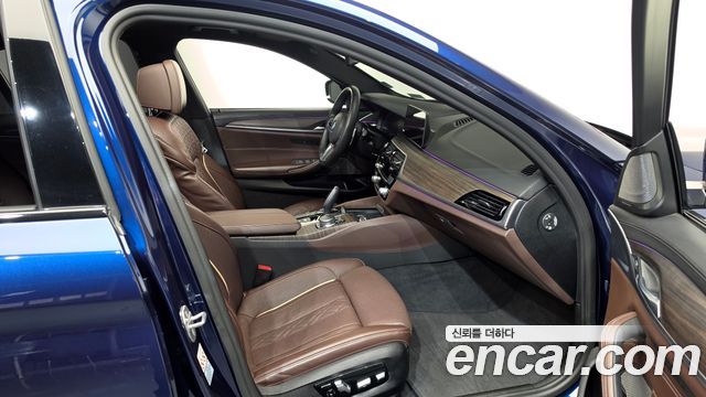 BMW 5-Series 530e M Sport