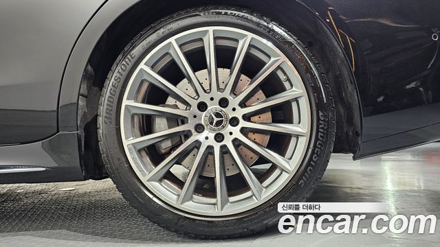 Mercedes-Benz S-Class S500L 4MATIC