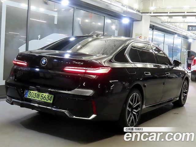 BMW 7-Series 740d xDrive M Sport