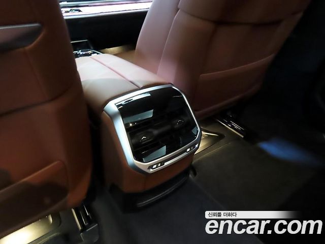 BMW 7-Series 740d xDrive M Sport