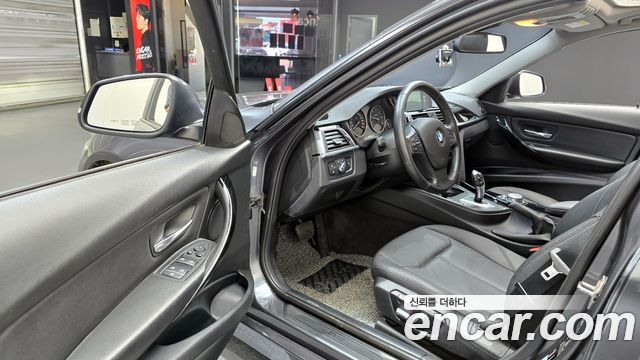 BMW 3-Series 320d