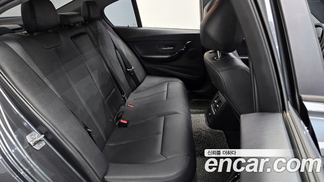 BMW 3-Series 320d