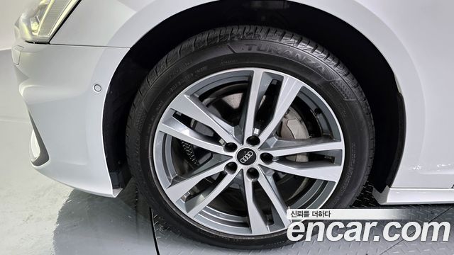 Audi A6 45 TFSI Premium
