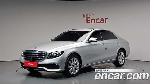 Mercedes-Benz E-Class E300 4MATIC Exclusive
