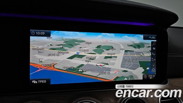 Mercedes-Benz E-Class E300 4MATIC Exclusive