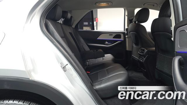 Mercedes-Benz GLE-Class GLE300d 4MATIC
