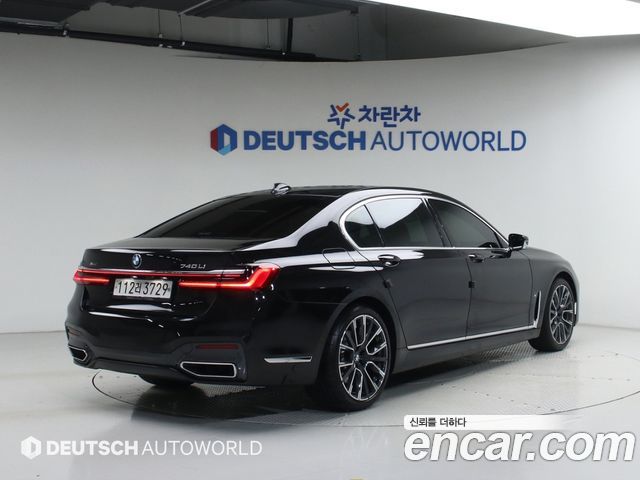 BMW 7-Series 740Li xDrive M Sport Package