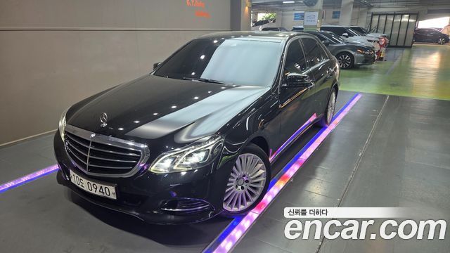 Mercedes-Benz E-Class E300 Elegance