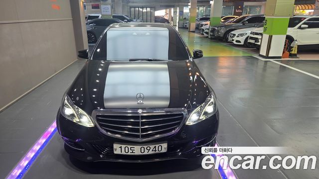 Mercedes-Benz E-Class E300 Elegance