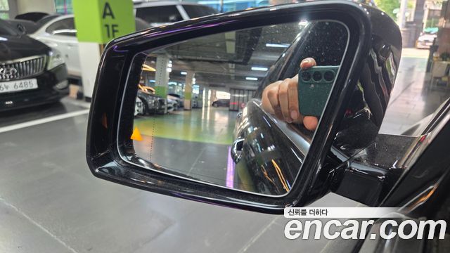 Mercedes-Benz E-Class E300 Elegance