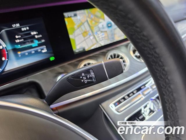 Mercedes-Benz E-Class E220d Coupe