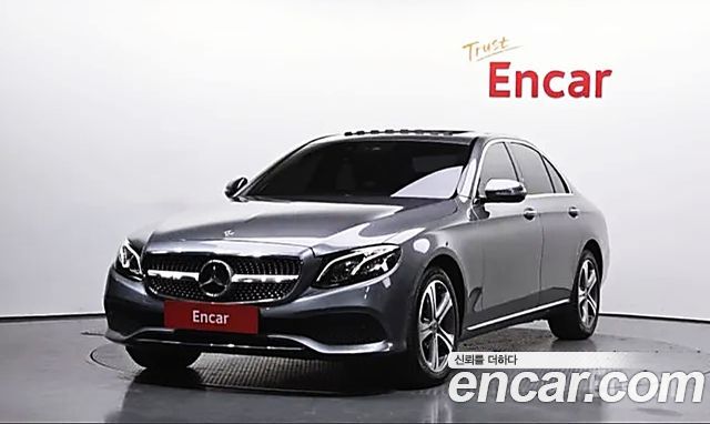 Mercedes-Benz E-Class E220d Avantgarde