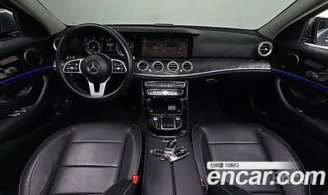 Mercedes-Benz E-Class E220d Avantgarde