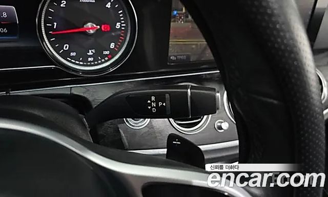 Mercedes-Benz E-Class E220d Avantgarde