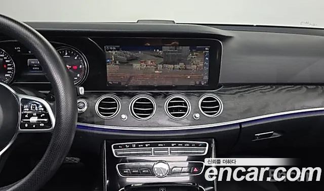 Mercedes-Benz E-Class E220d Avantgarde