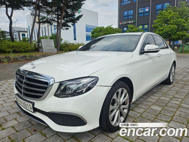 Mercedes-Benz E-Class E220d Exclusive