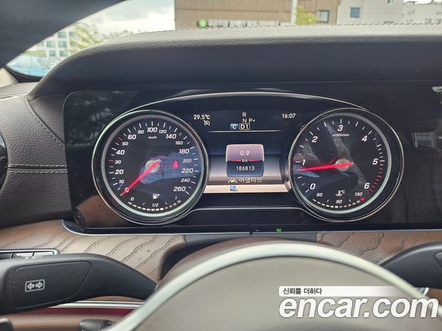 Mercedes-Benz E-Class E220d Exclusive