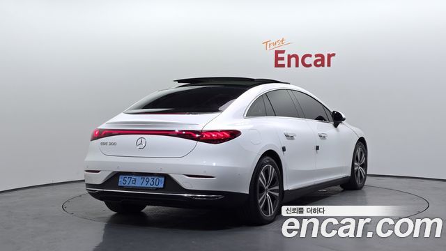 Mercedes-Benz EQE EQE300