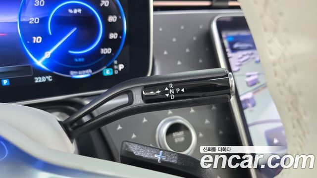 Mercedes-Benz EQE EQE300