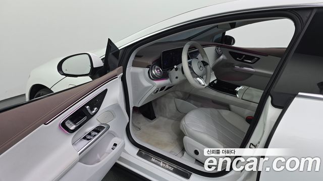 Mercedes-Benz EQE EQE300