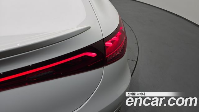 Mercedes-Benz EQE EQE300
