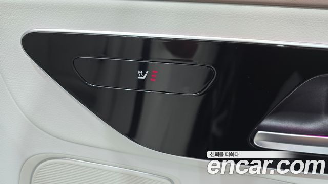 Mercedes-Benz EQE EQE300