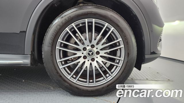 Mercedes-Benz GLC-Class GLC220 d 4MATIC