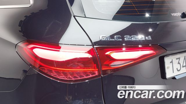 Mercedes-Benz GLC-Class GLC220 d 4MATIC