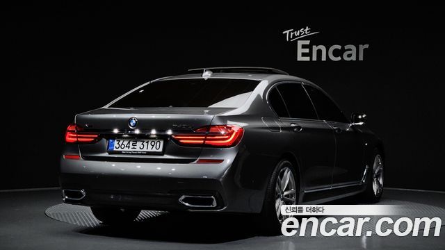 BMW 7-Series 740Li xDrive M Sport Package