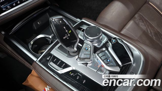 BMW 7-Series 740Li xDrive M Sport Package