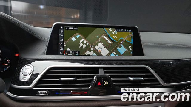 BMW 7-Series 740Li xDrive M Sport Package