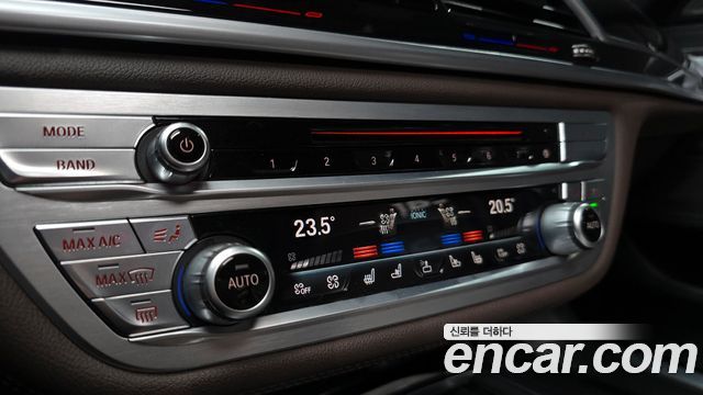 BMW 7-Series 740Li xDrive M Sport Package