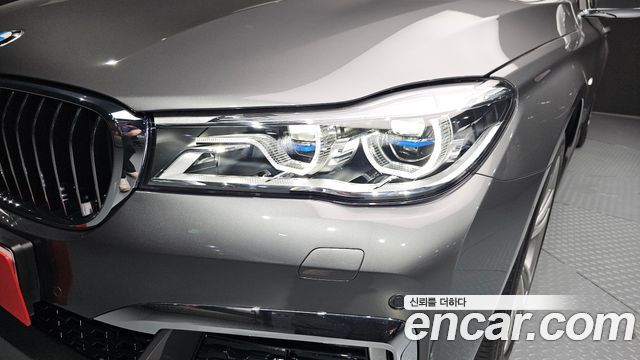 BMW 7-Series 740Li xDrive M Sport Package