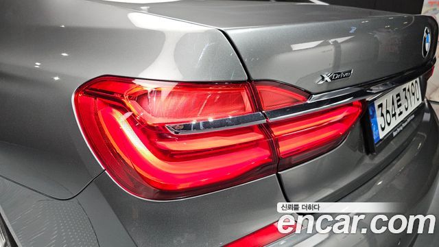 BMW 7-Series 740Li xDrive M Sport Package