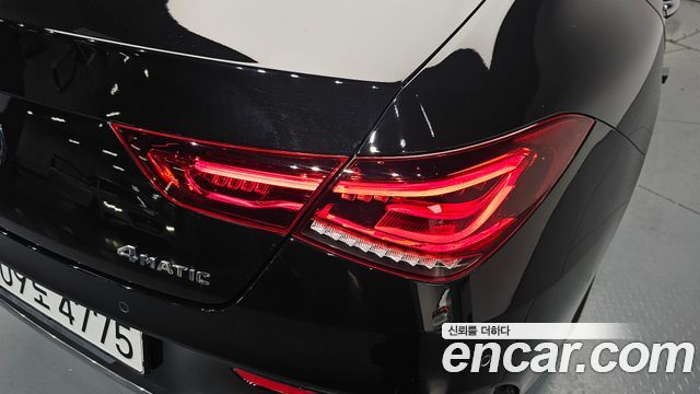Mercedes-Benz CLA-Class CLA250 4MATIC