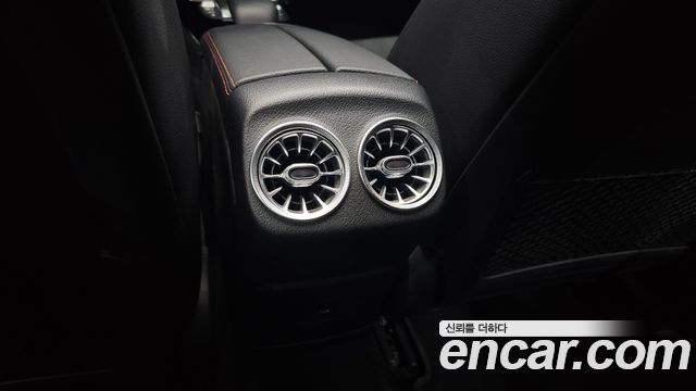 Mercedes-Benz CLA-Class CLA250 4MATIC