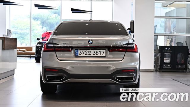 BMW 7-Series 730d xDrive M Sport
