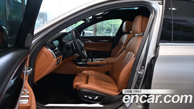 BMW 7-Series 730d xDrive M Sport