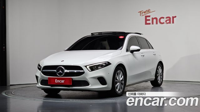 Mercedes-Benz A-Class A220 Hatchback