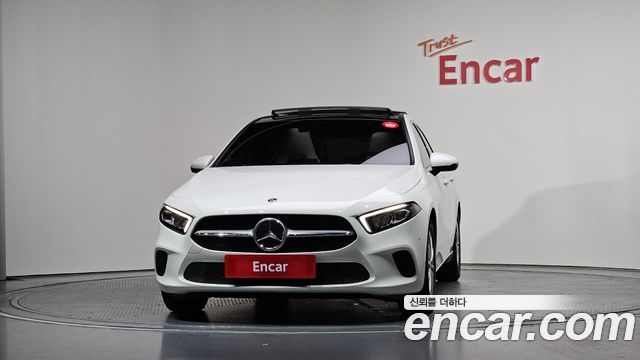 Mercedes-Benz A-Class A220 Hatchback