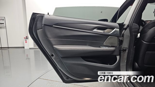 BMW Gran Turismo 630i xDrive M Sport