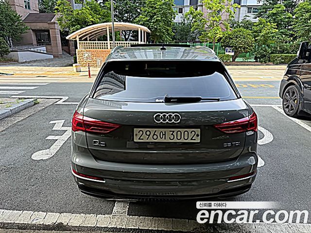 Audi Q3 35 TDI Premium
