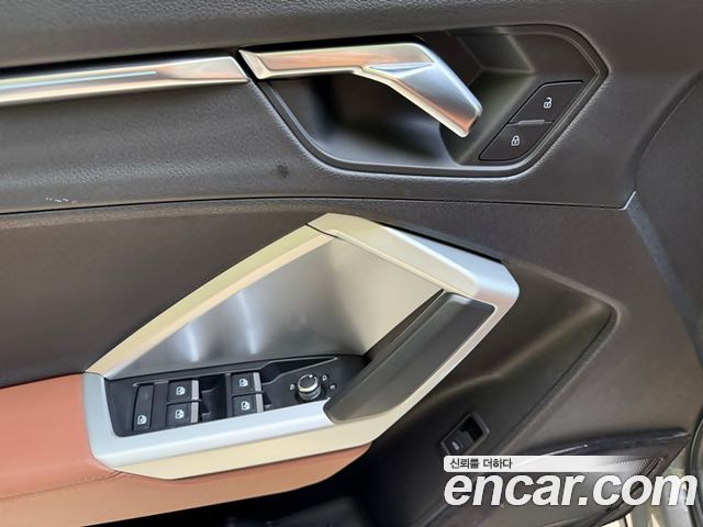 Audi Q3 35 TDI Premium