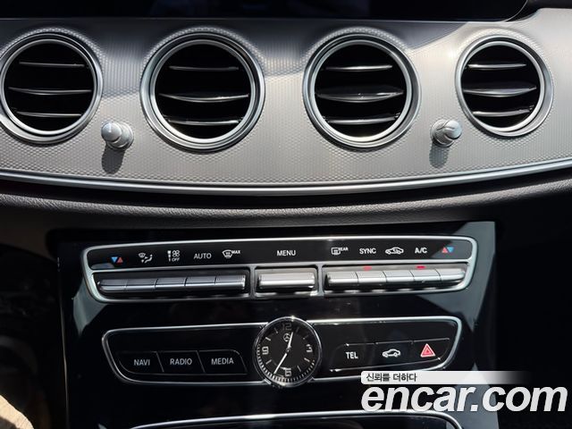 Mercedes-Benz E-Class E200 Avantgarde