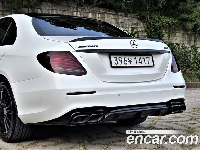 Mercedes-Benz E-Class E220d Avantgarde