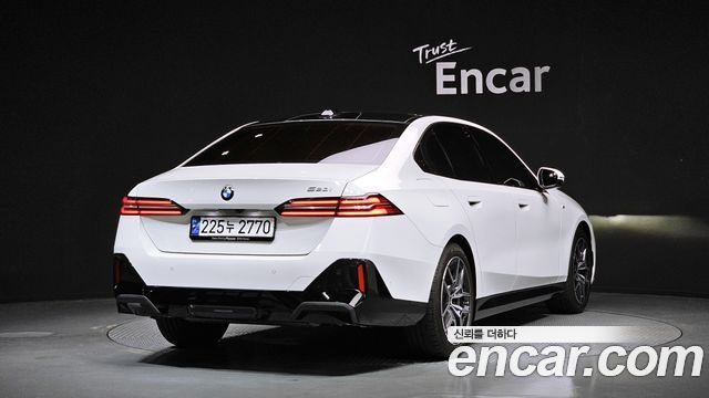 BMW 5-Series 520i M Sport