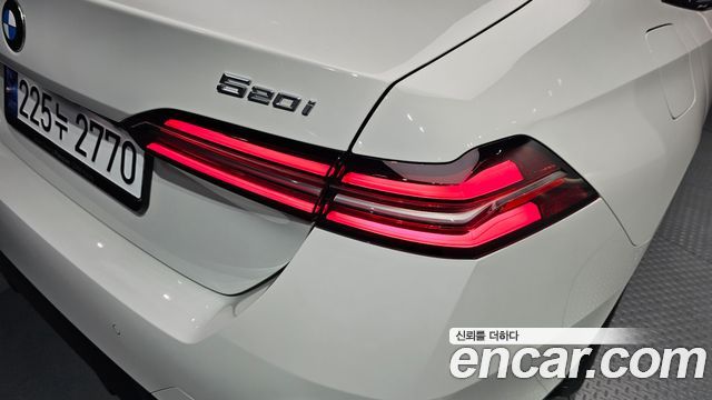 BMW 5-Series 520i M Sport
