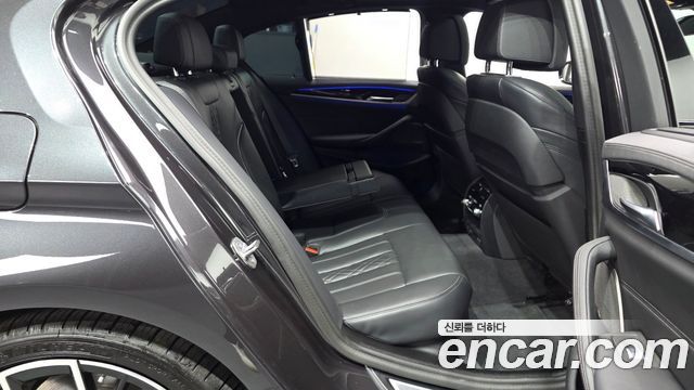 BMW 5-Series 530i M Sport Package