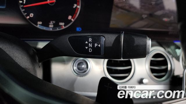 Mercedes-Benz E-Class E300 AMG Line